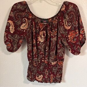 Discreet Women’s M Burgundy Paisley‎ Boho Crop Top Smocked Waist Peasant Blouse